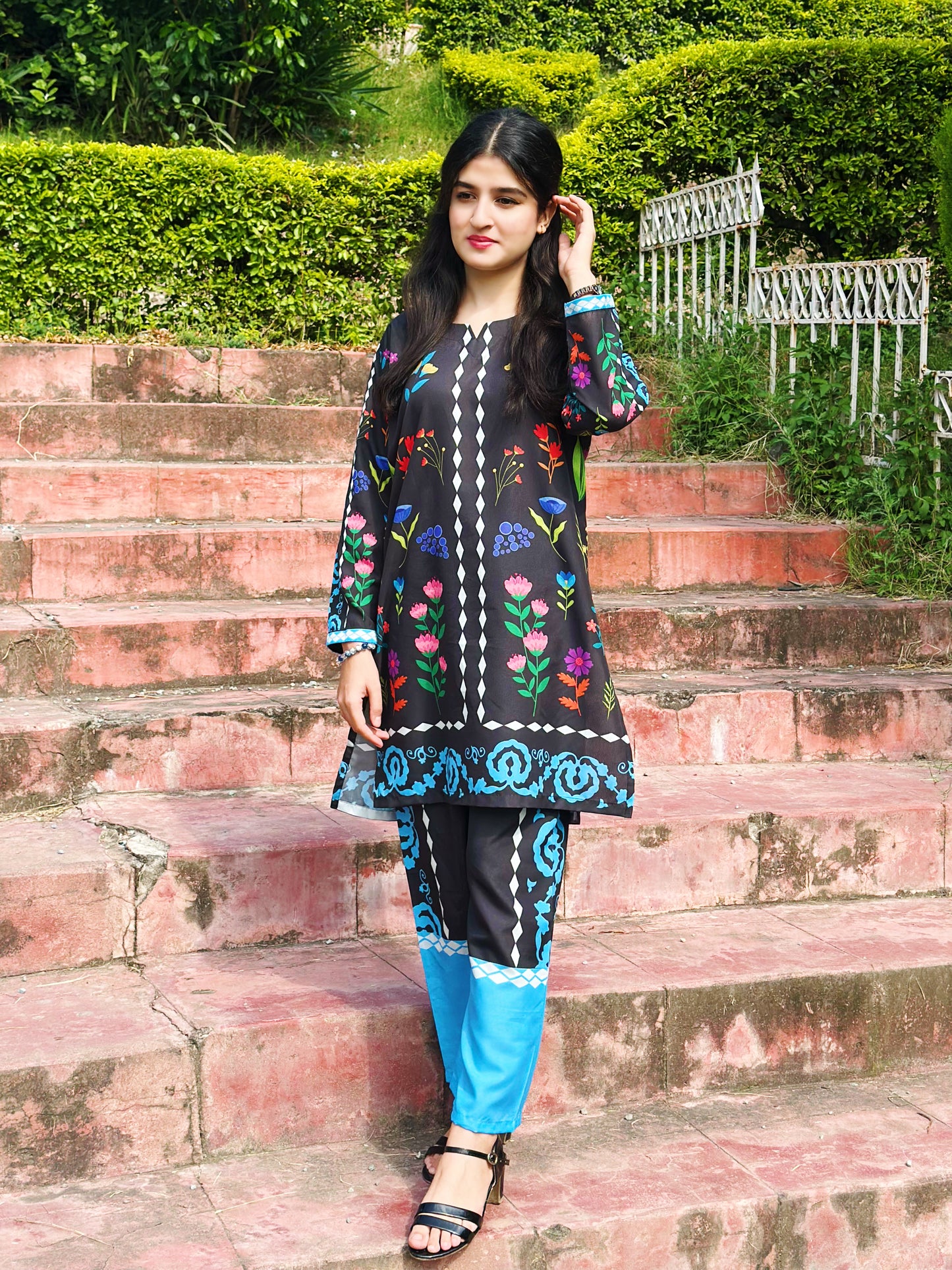 Title:
Swiss Lawn Digital Print 1200